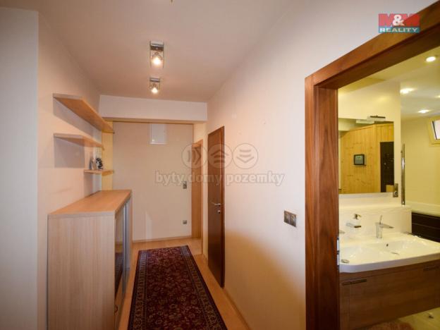 Prodej bytu 5+1, Krnov - Pod Bezručovým vrchem, Albrechtická, 160 m2