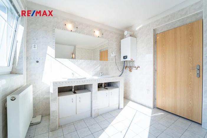 Prodej rodinného domu, Dolní Bousov, Lomená, 143 m2