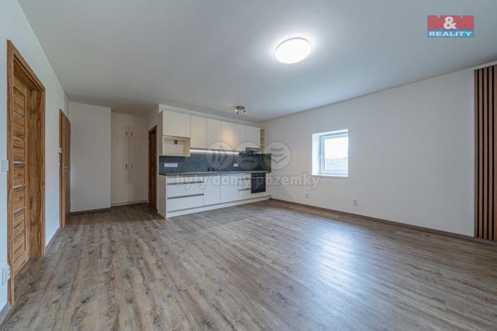 Prodej rodinného domu, Uničov - Benkov, 600 m2