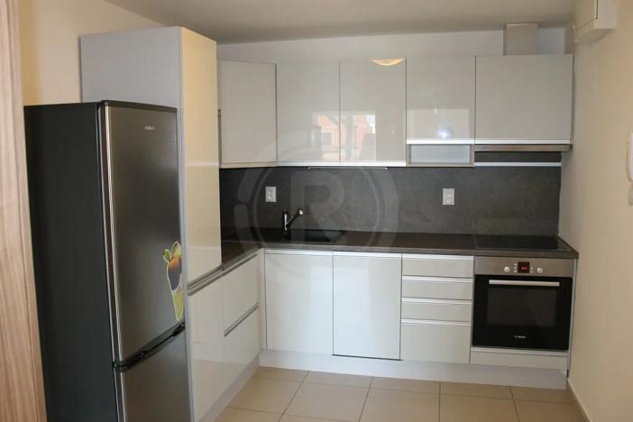 Pronájem bytu 2+kk, České Budějovice, Husova tř., 57 m2