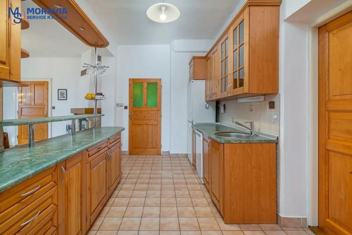 Prodej rodinného domu, Vysoké nad Jizerou, Bozkovská, 200 m2