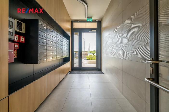 Pronájem bytu 2+kk, Praha - Kamýk, Zimova, 55 m2