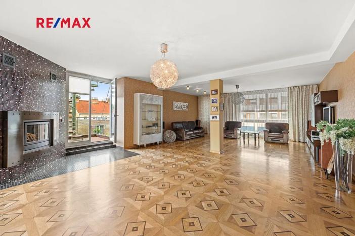 Prodej bytu 4+kk, Praha - Smíchov, Astlova, 187 m2