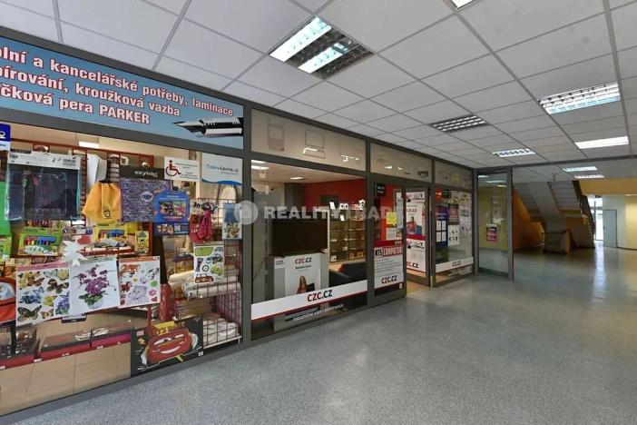 Pronájem obchodního prostoru, Strakonice, Bezděkovská, 58 m2
