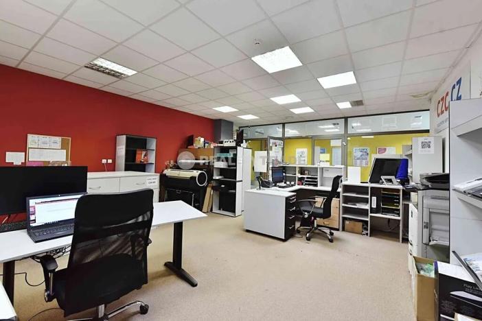 Pronájem obchodního prostoru, Strakonice, Bezděkovská, 58 m2