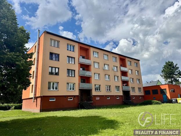 Prodej bytu 3+1, Vrchlabí, Na nivě, 76 m2