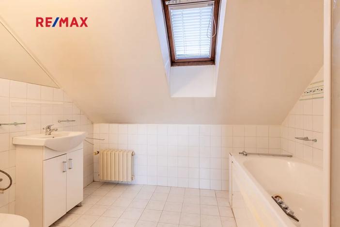 Prodej činžovního domu, Praha - Nové Město, Na bojišti, 728 m2