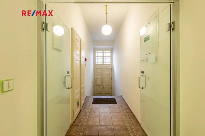 Prodej činžovního domu, Praha - Nové Město, Na bojišti, 728 m2