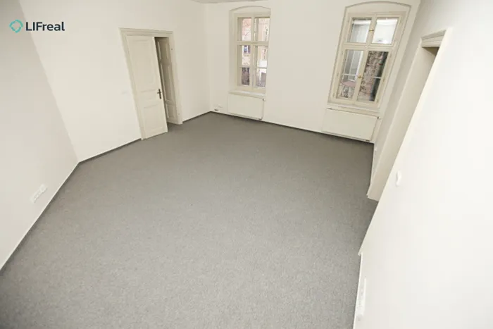 Pronájem kanceláře, Liberec, Bednářská, 111 m2