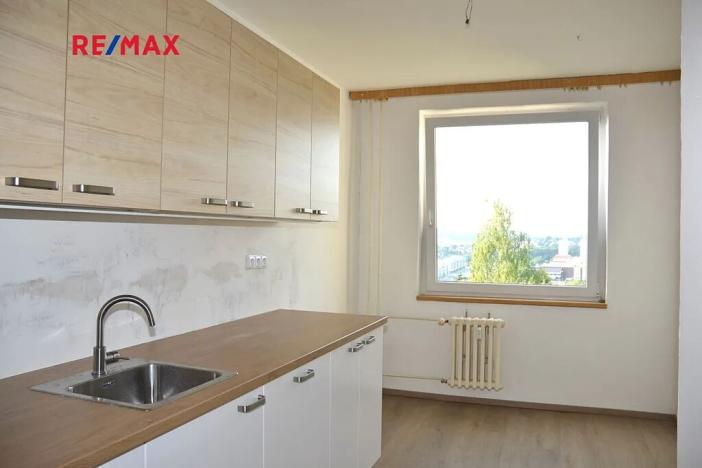 Pronájem bytu 3+1, Praha - Modřany, Platónova, 82 m2