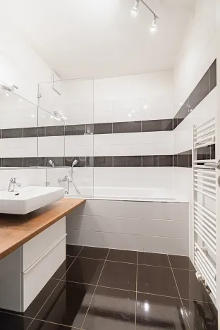 Pronájem bytu 2+kk, Ostrava, Jantarová, 60 m2