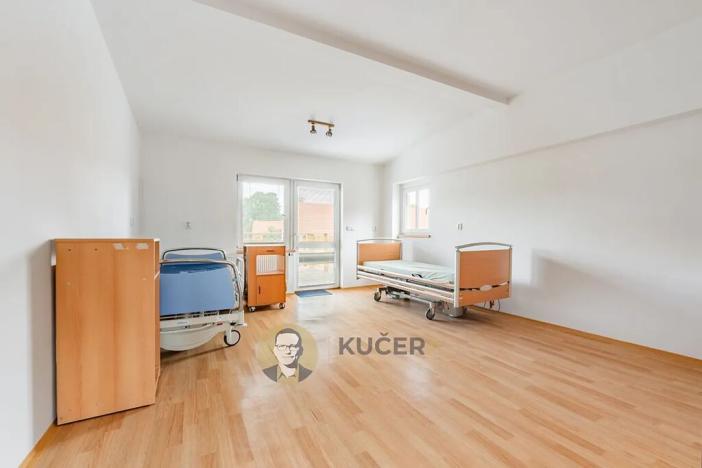 Prodej rodinného domu, Velká Chmelištná, 550 m2