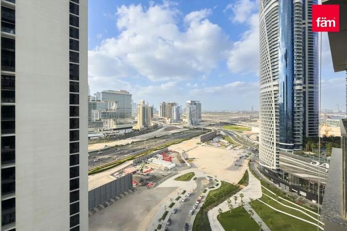 Prodej bytu 2+kk, Dubaj, Spojené arabské emiráty, 77 m2