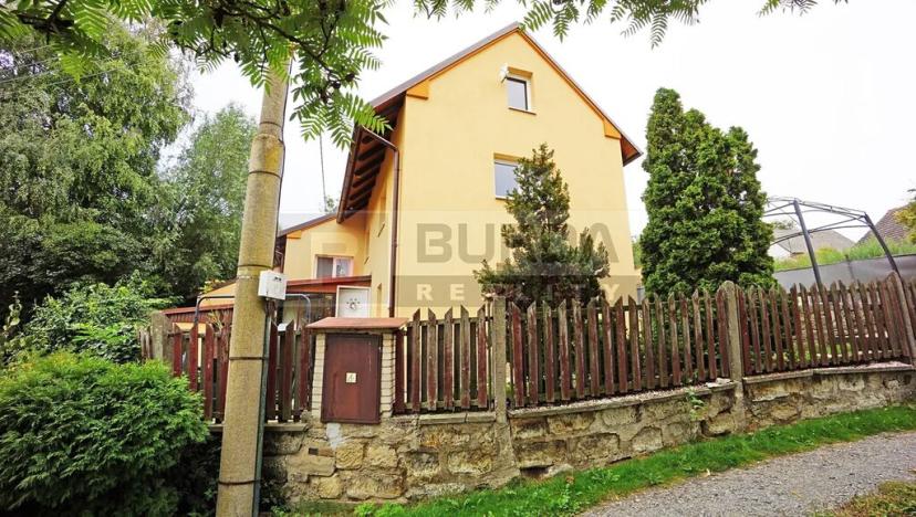 Prodej rodinného domu, Střemy, 240 m2