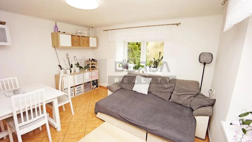 Prodej rodinného domu, Střemy, 240 m2