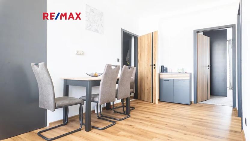 Prodej bytu 3+kk, Chlumec nad Cidlinou, Říhova, 77 m2