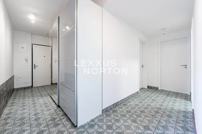 Pronájem bytu 4+kk, Praha - Vysočany, Strnadových, 119 m2