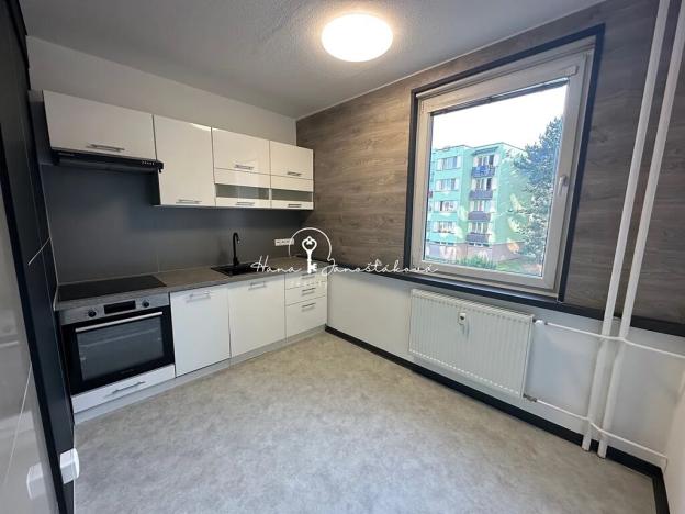 Prodej bytu 3+1, Velešín, Sídliště, 67 m2