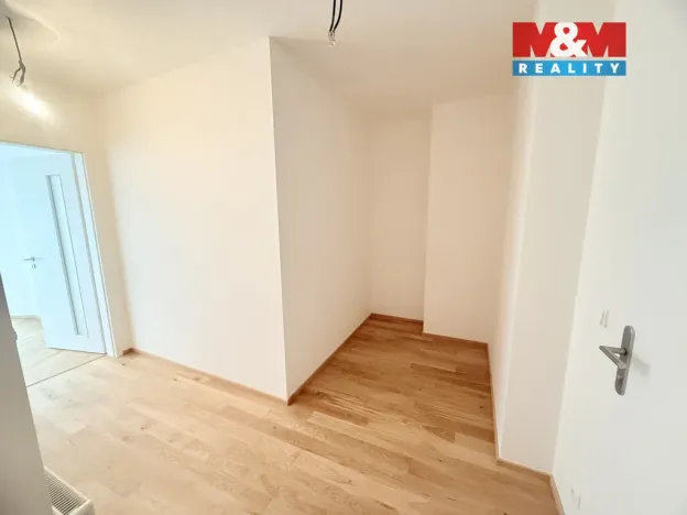 Prodej bytu 1+kk, Praha, Střížkovská, 51 m2