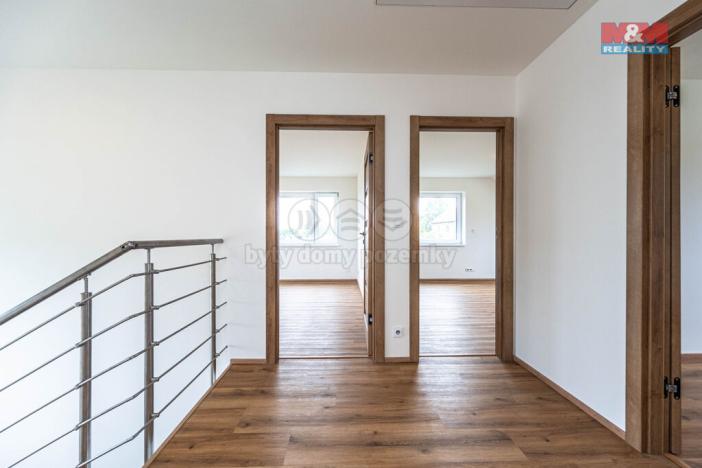Prodej rodinného domu, Žižice - Osluchov, 248 m2
