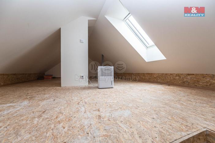 Prodej rodinného domu, Žižice - Osluchov, 248 m2