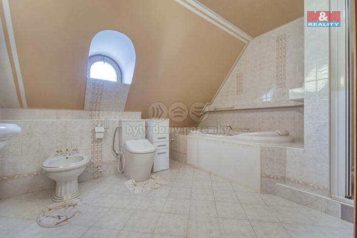 Prodej rodinného domu, Praha - Modřany, Vojtova, 328 m2