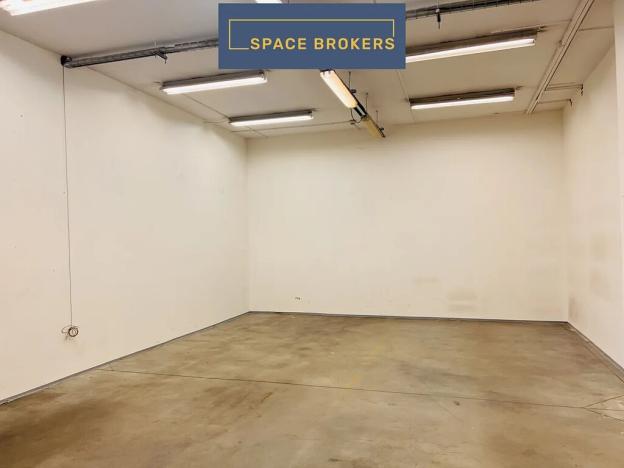 Pronájem obchodního prostoru, Praha, 1290 m2