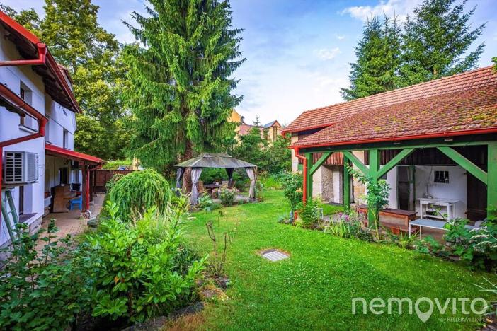 Prodej vícegeneračního domu, Lobeč, 340 m2