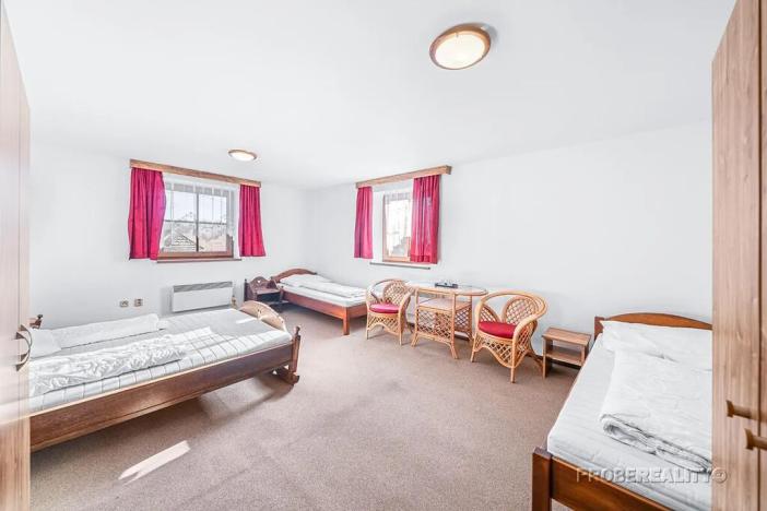 Prodej ubytování, Zvíkovské Podhradí, 780 m2