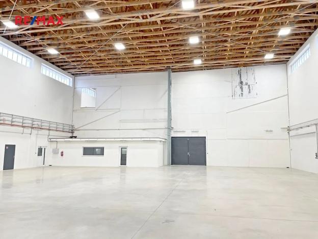 Prodej výrobních prostor, Kostelec nad Labem, 14955 m2