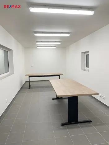 Prodej výrobních prostor, Kostelec nad Labem, 14955 m2