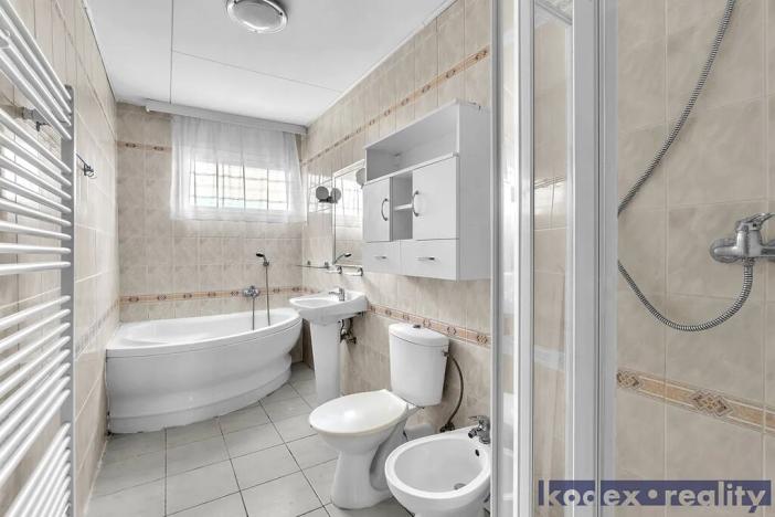 Prodej rodinného domu, Čeperka, Havlíčkova, 270 m2