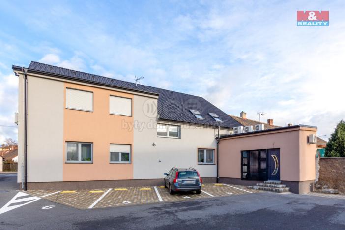 Pronájem bytu 1+kk, Pardubice - Rosice, generála Svobody, 30 m2