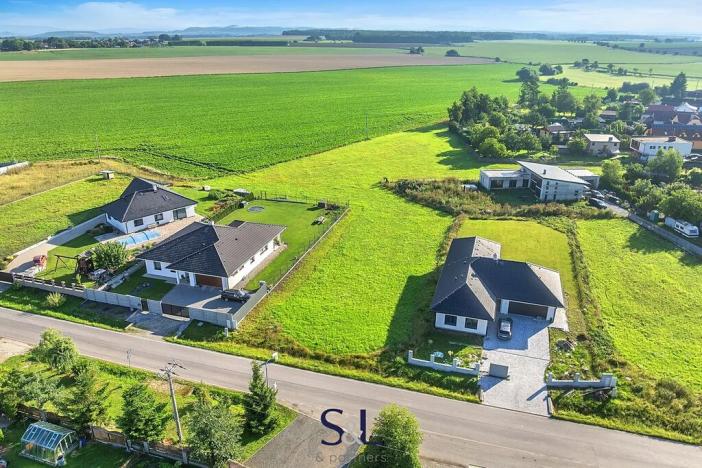 Prodej pozemku pro bydlení, Plazy, 1355 m2