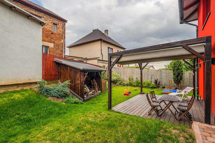 Pronájem rodinného domu, Praha - Suchdol, U myslivny, 182 m2