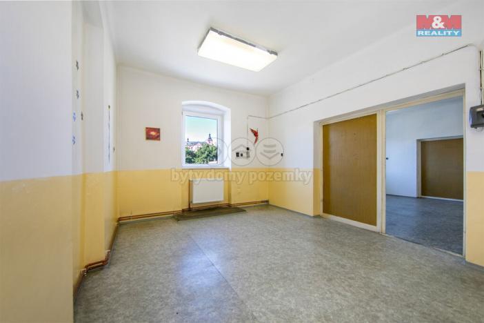 Pronájem výrobních prostor, Přeštice, Veleslavínova, 918 m2