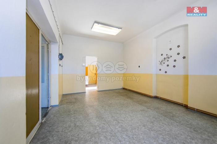 Pronájem výrobních prostor, Přeštice, Veleslavínova, 918 m2