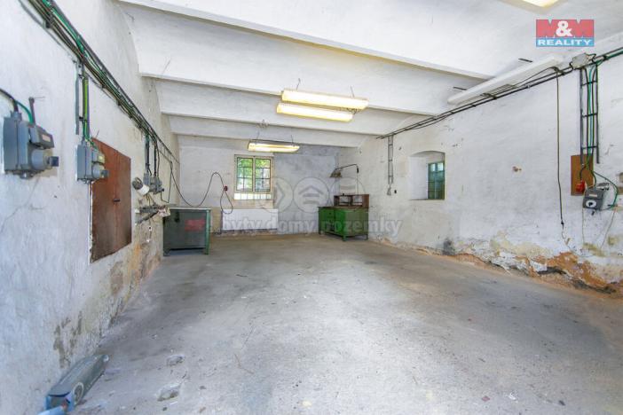 Pronájem výrobních prostor, Přeštice, Veleslavínova, 918 m2