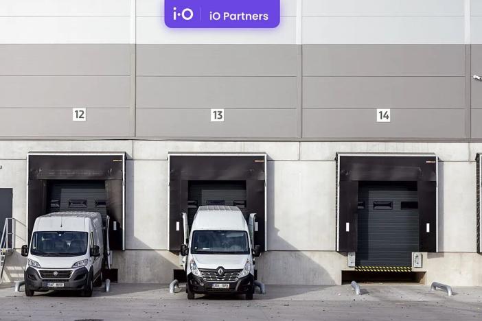 Pronájem skladu, Zeleneč, 1500 m2