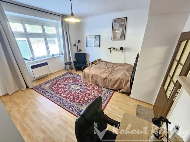 Prodej bytu 2+kk, Praha - Vršovice, Vršovická, 49 m2