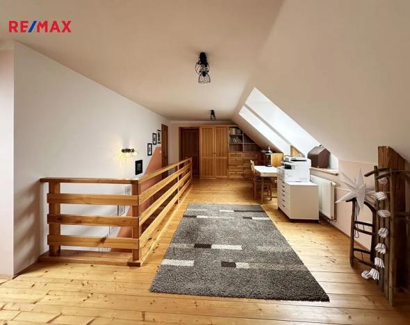 Prodej rodinného domu, Bystřec, 400 m2