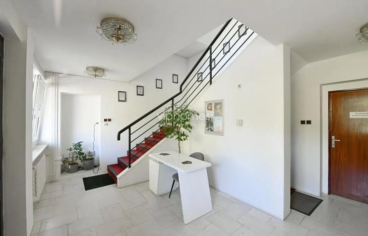 Pronájem vily, Praha - Lhotka, Na dlouhé mezi, 280 m2