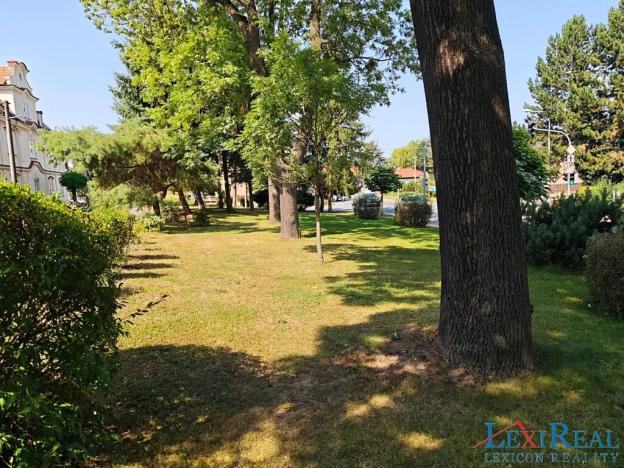 Prodej vícegeneračního domu, Jeneč, Karlovarská, 600 m2