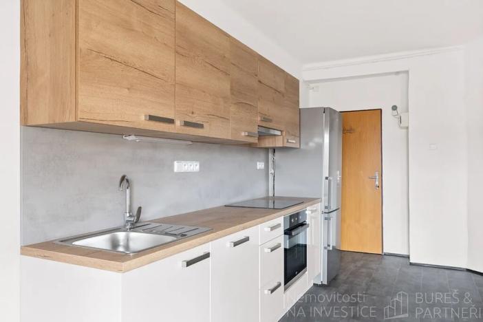Pronájem bytu 2+1, Praha - Žižkov, Biskupcova, 59 m2