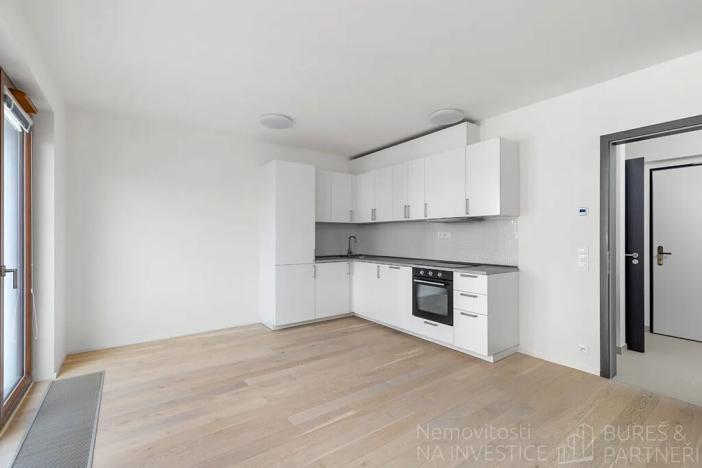 Pronájem bytu 1+kk, Praha - Košíře, Naskové, 32 m2