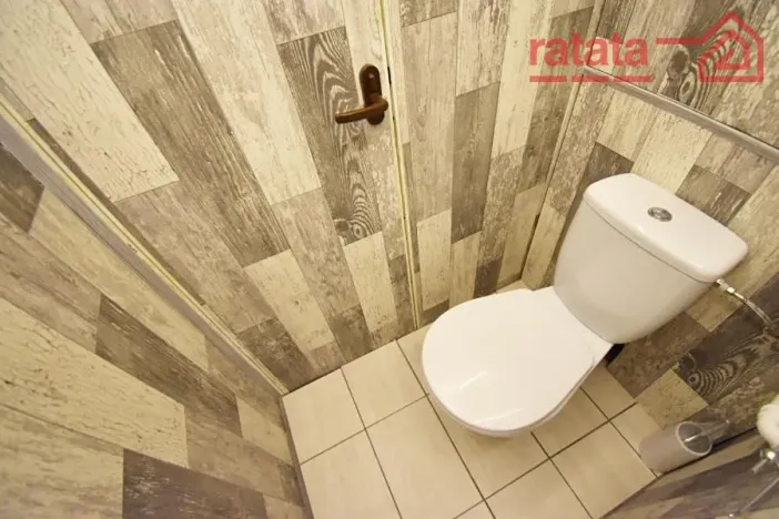 Pronájem bytu 2+1, Chomutov, Dřínovská, 61 m2