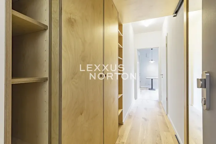 Pronájem bytu 1+kk, Praha - Nusle, Na Topolce, 27 m2