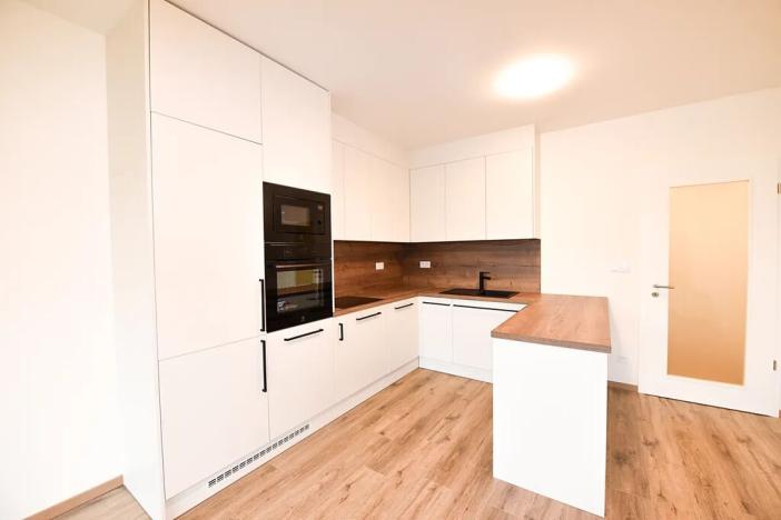 Pronájem bytu 3+kk, Praha - Modřany, Zlochova, 77 m2
