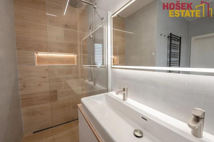 Prodej bytu 4+kk, Holubice, 135 m2