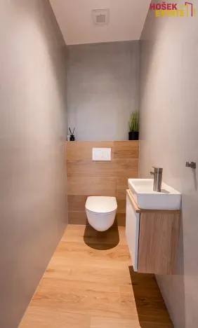 Prodej bytu 4+kk, Holubice, 135 m2